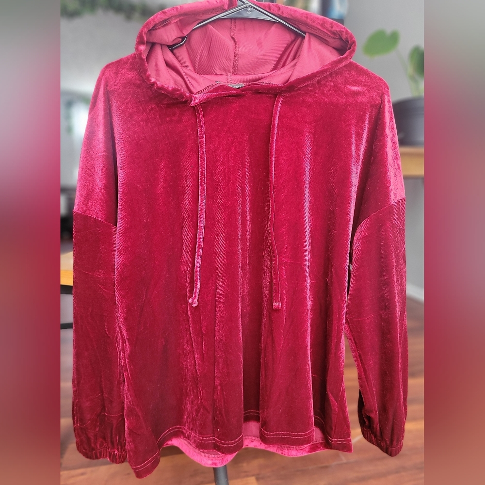Burgundy velvet pullover hoodie with matching velvet pants